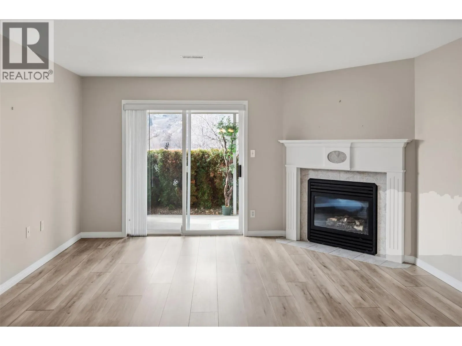 6514 Meadows Drive Unit# 3