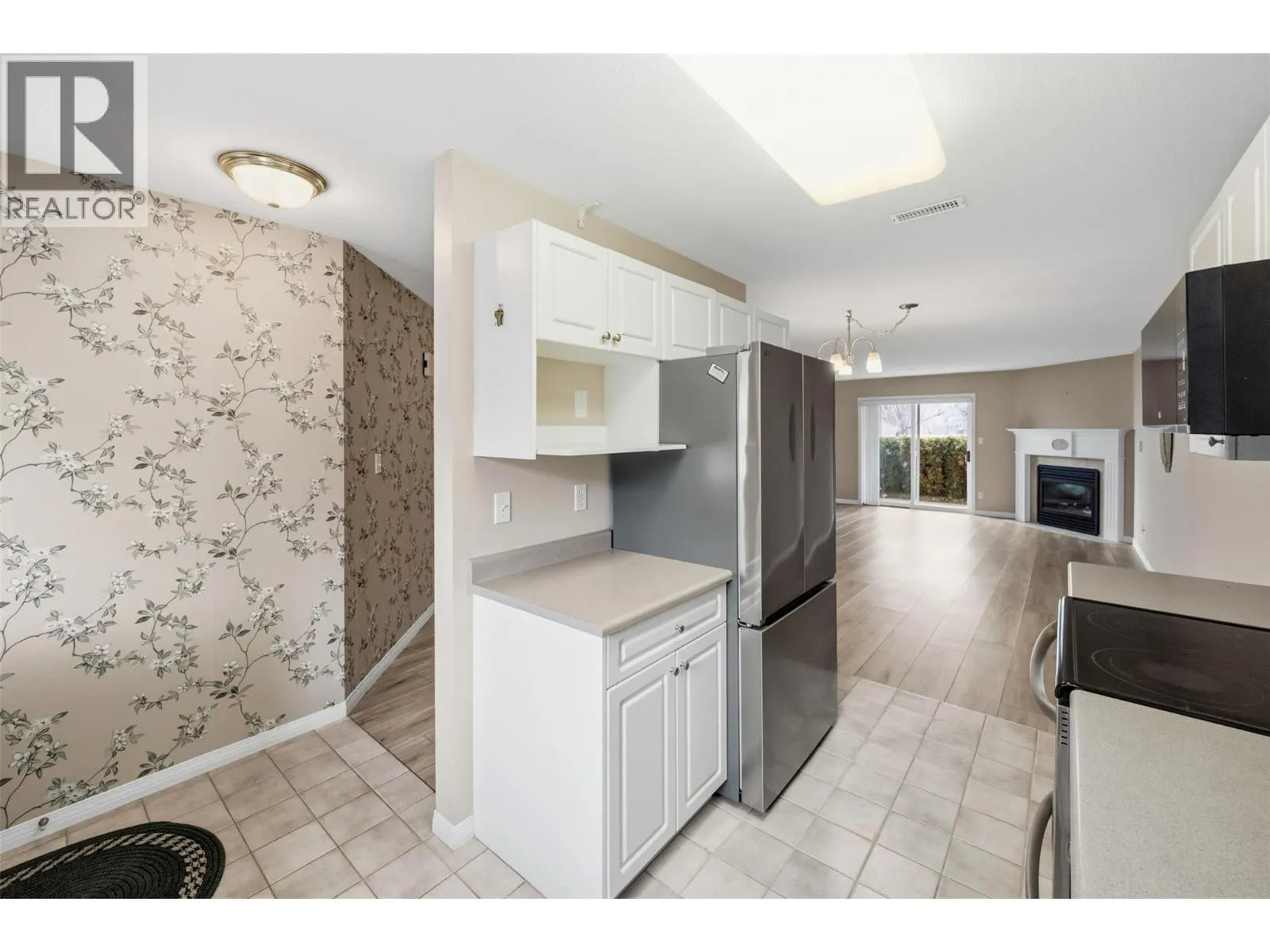 6514 Meadows Drive Unit# 3