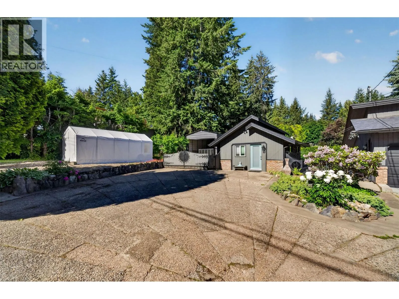 2829 Marine Drive