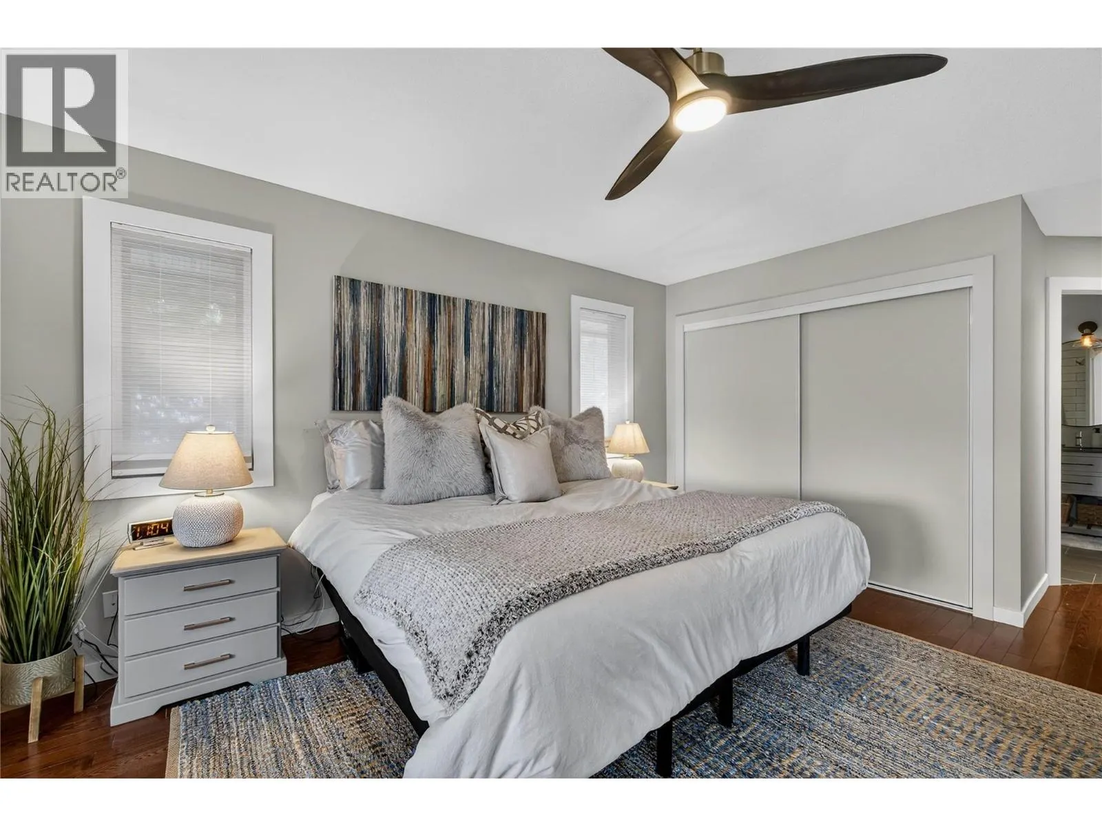 2829 Marine Drive