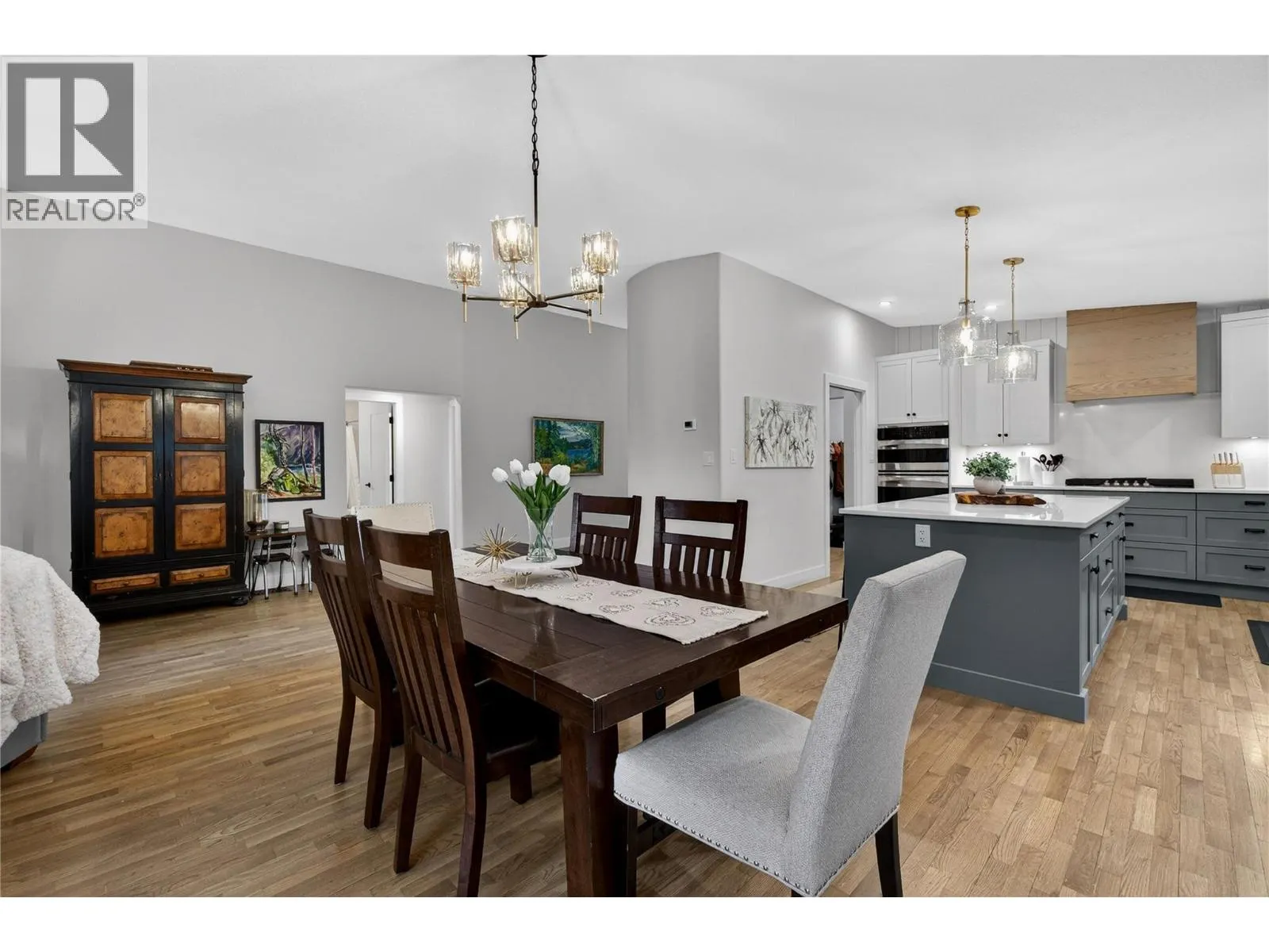 2829 Marine Drive