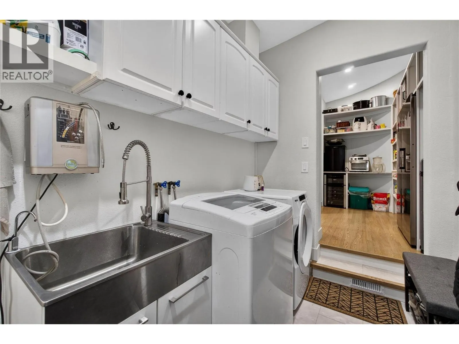 2829 Marine Drive
