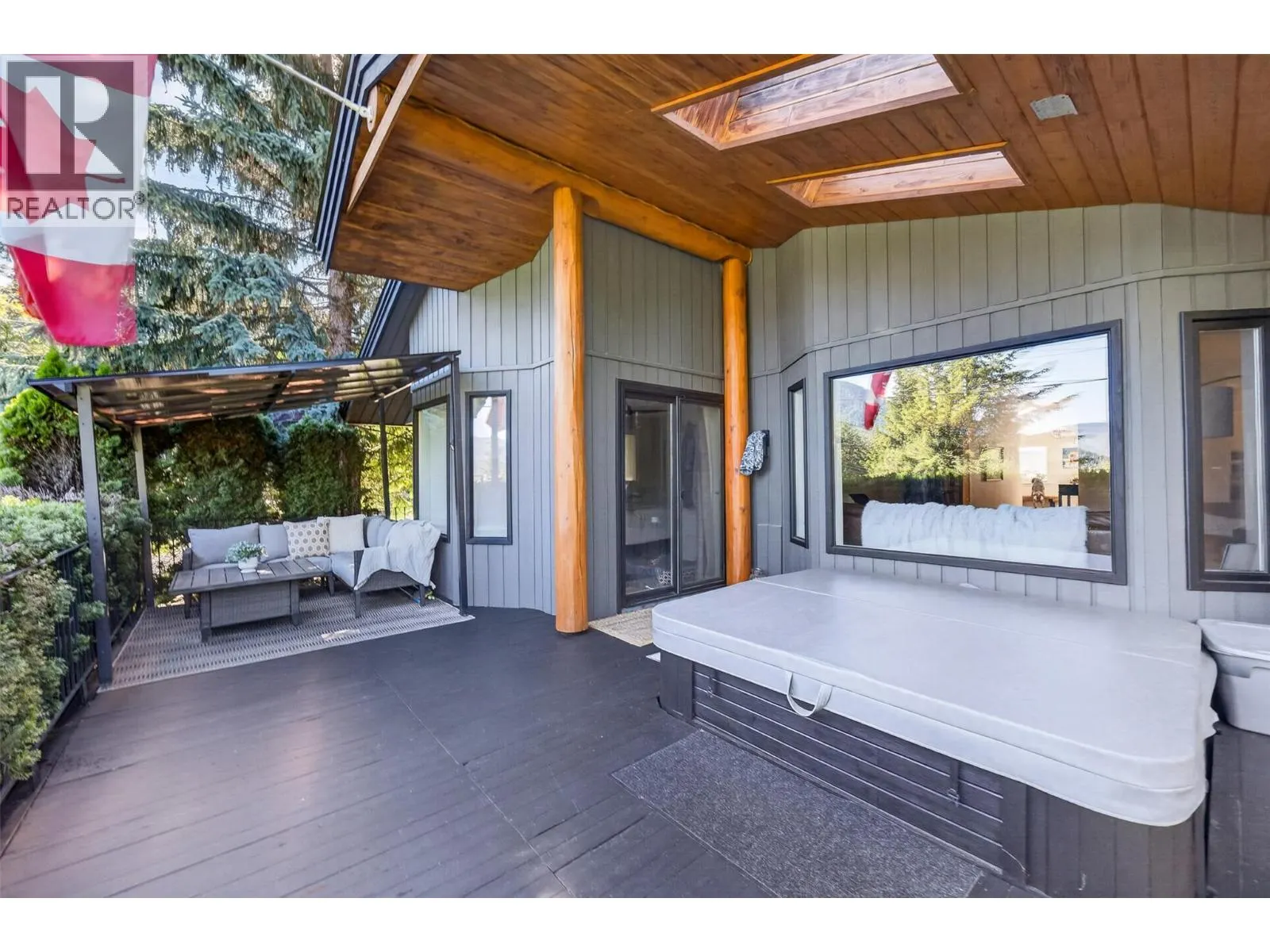 2829 Marine Drive
