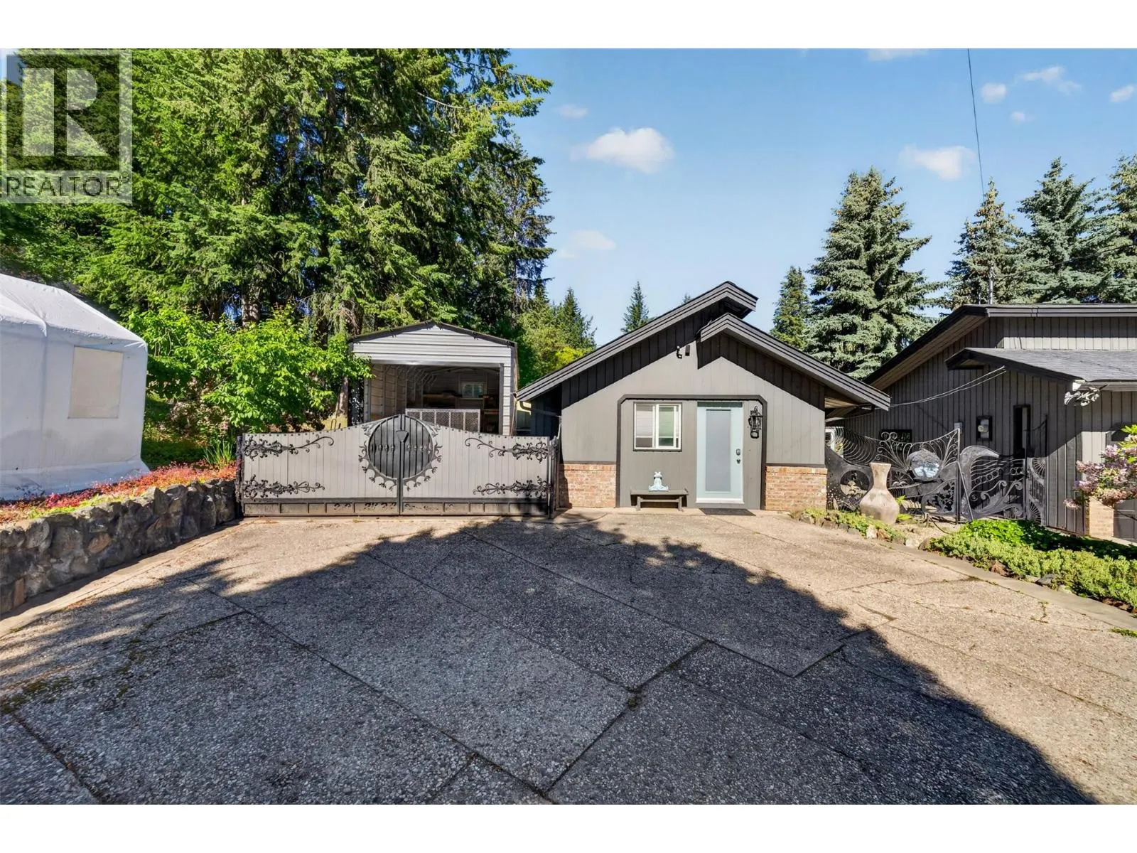 2829 Marine Drive