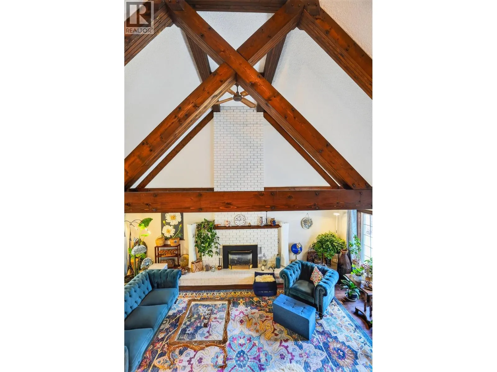 6119 PIPPERS Lane