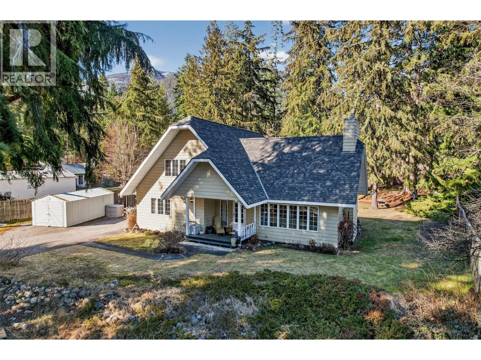 6119 PIPPERS Lane