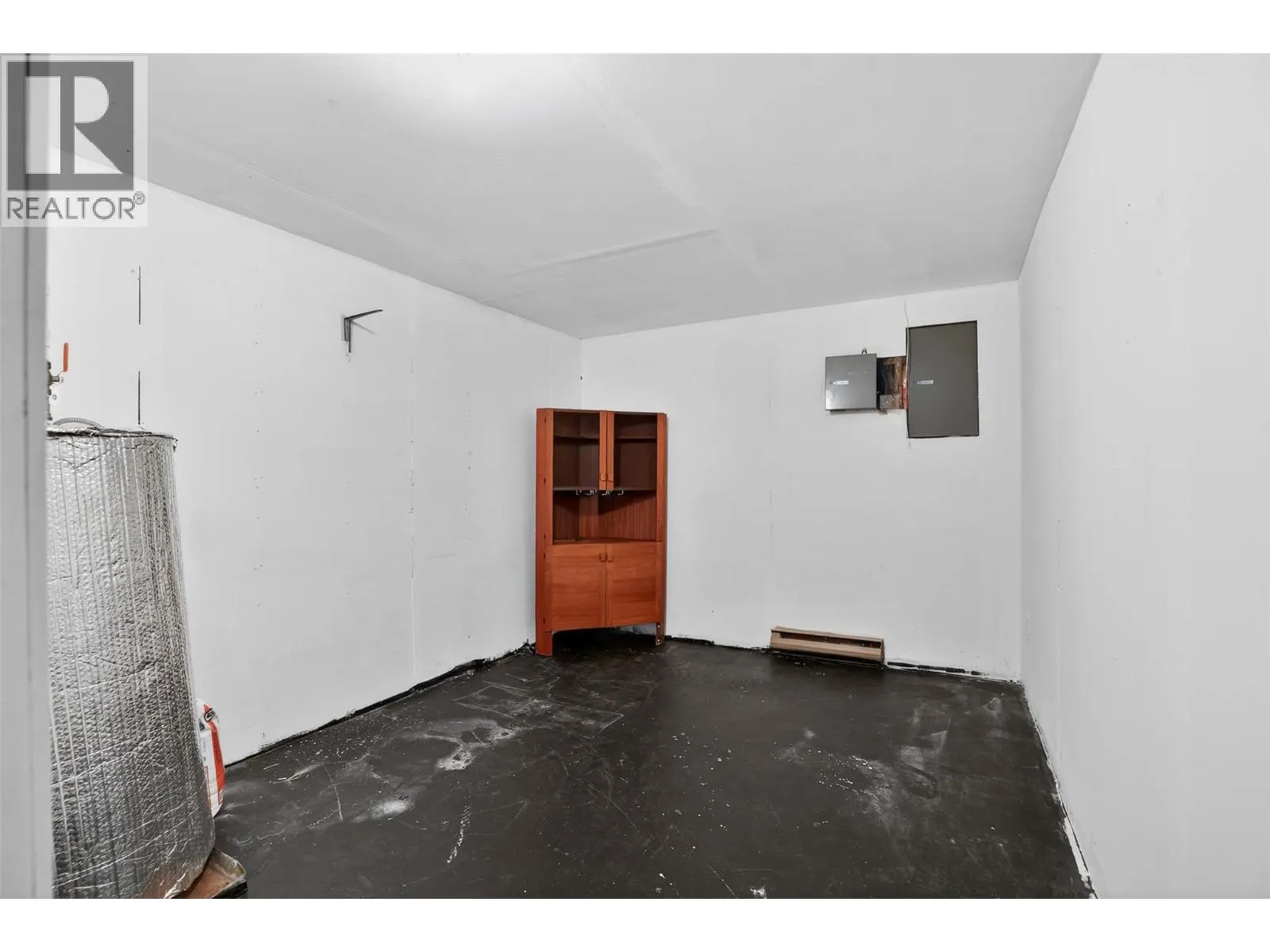 6119 PIPPERS Lane