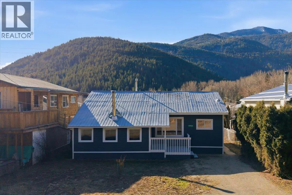 5783 Tuktakamin Road