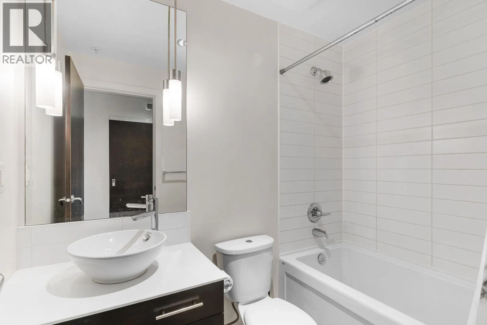 2040 Springfield Road Unit# 303