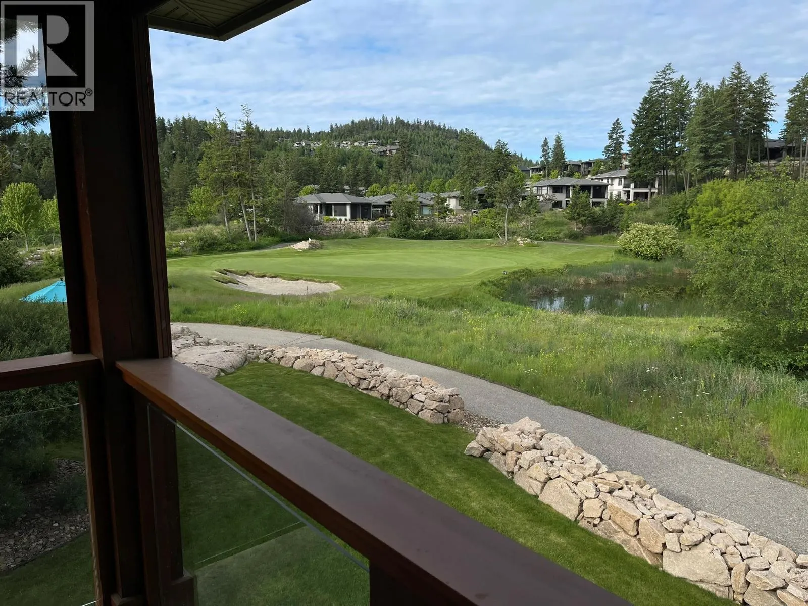 27 Birdie Lake Drive Unit# 4