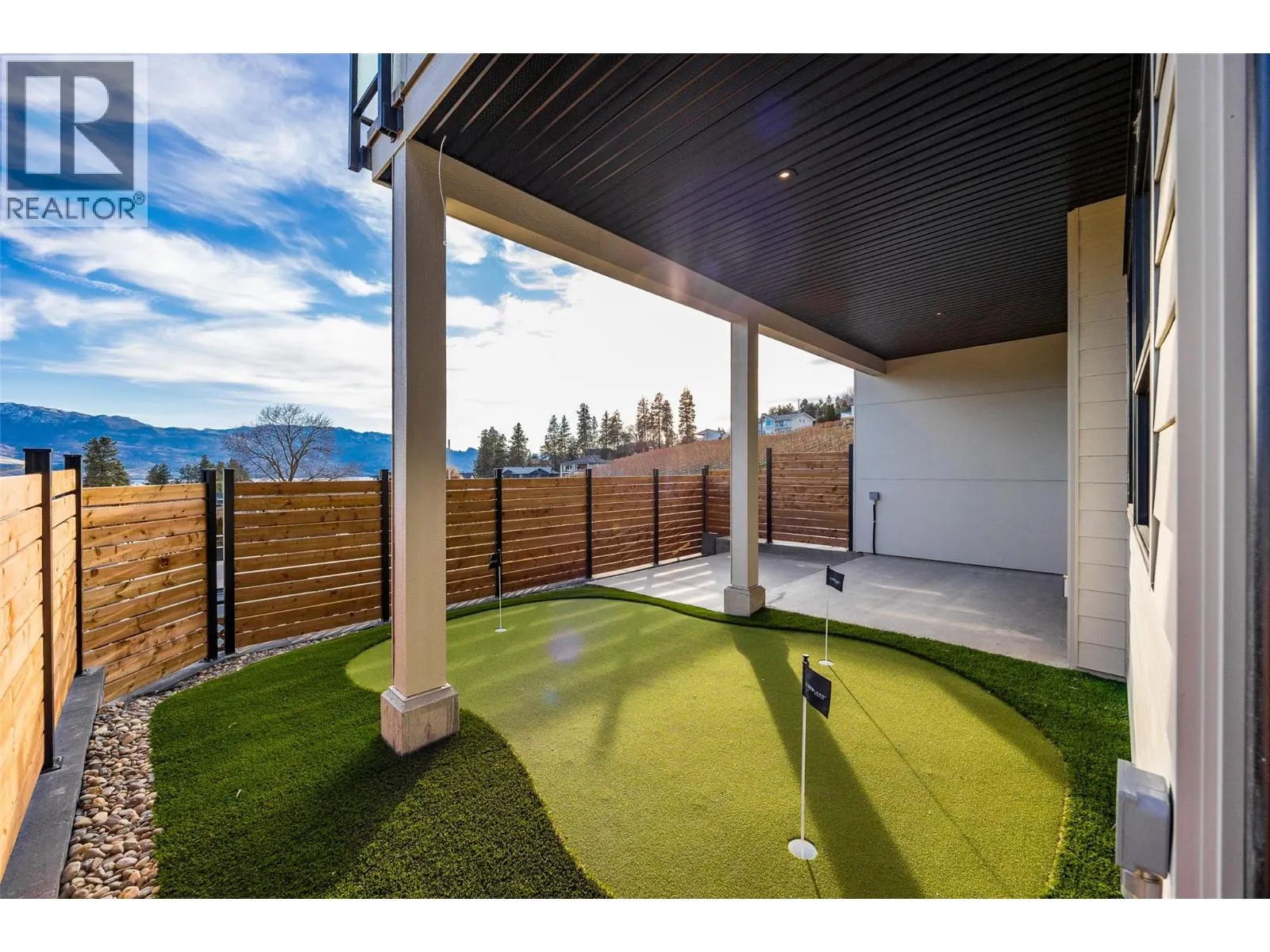 1027 Kitson Court