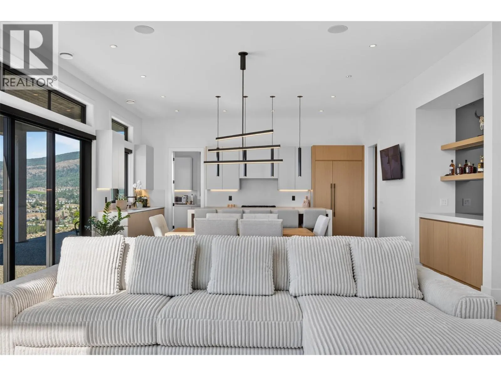 1561 Cabernet Court