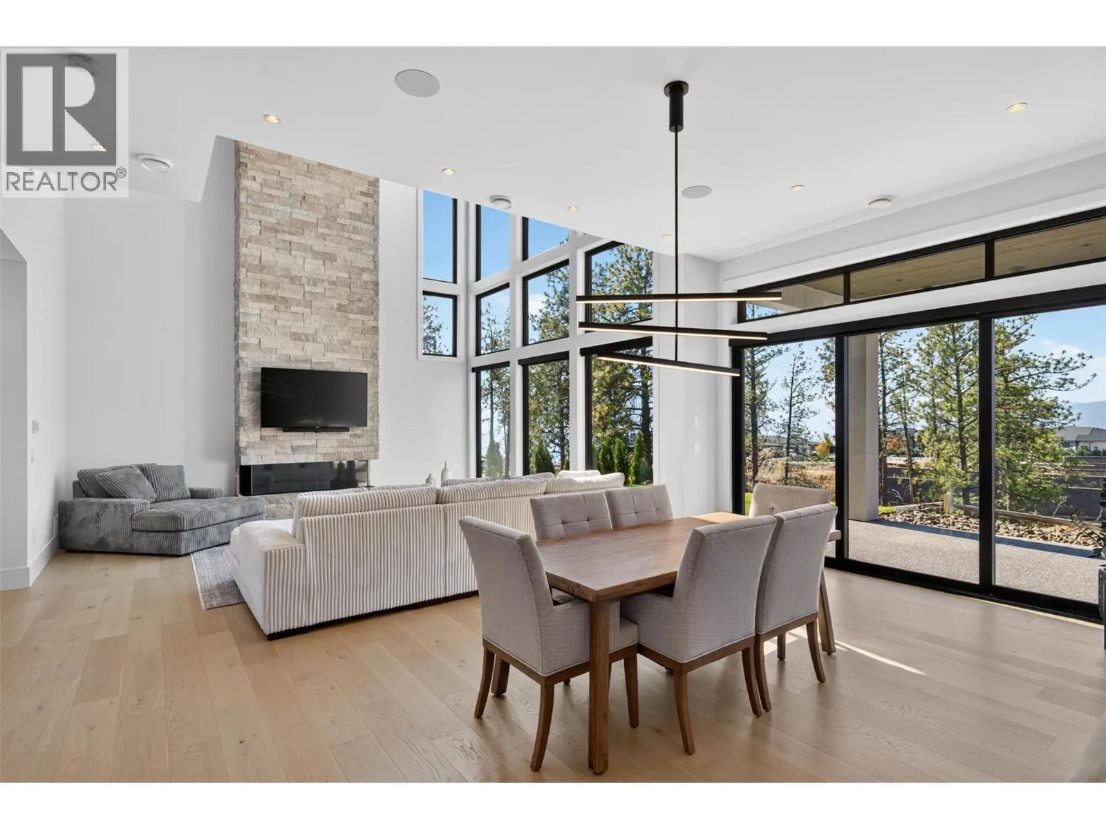 1561 Cabernet Court