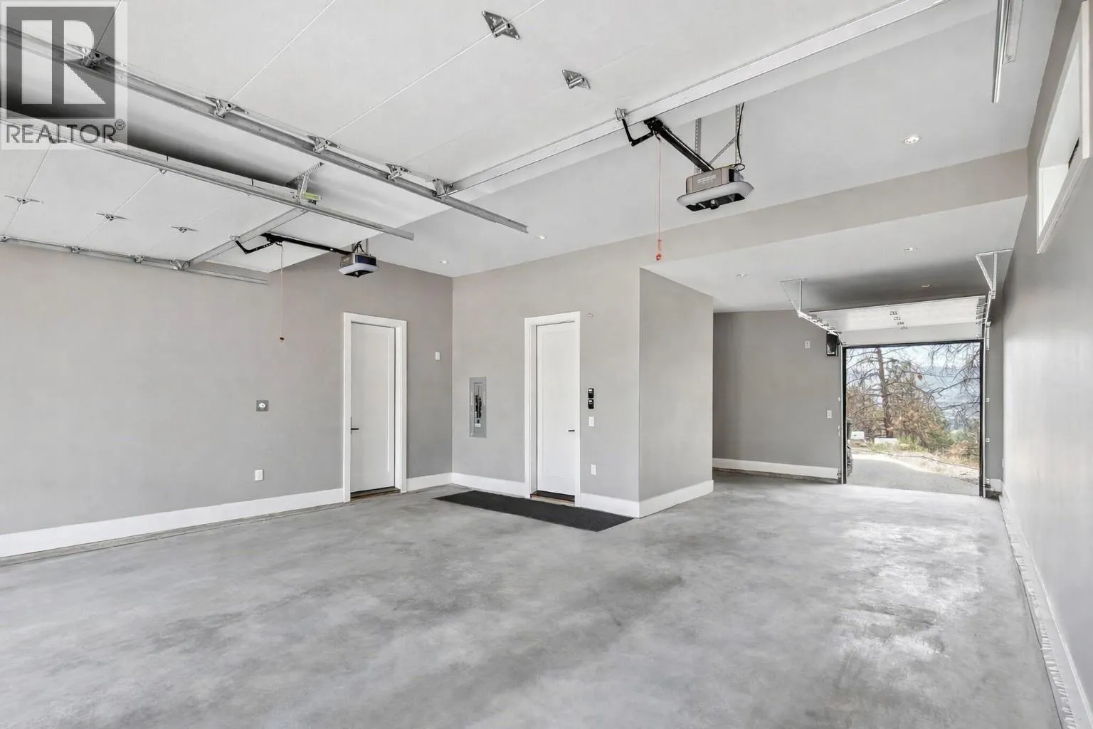 1561 Cabernet Court