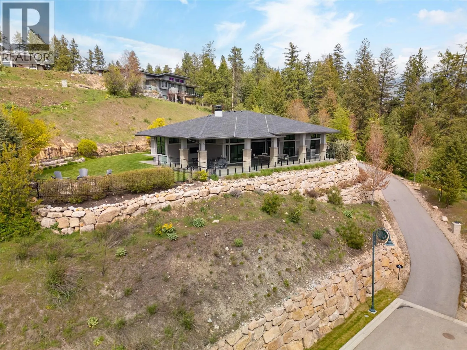 689 Birdie Lake Place