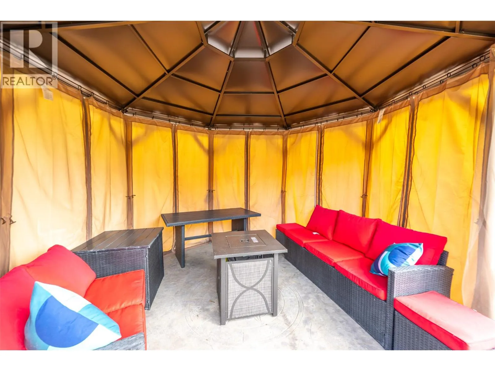 2616 Middle Bench Road