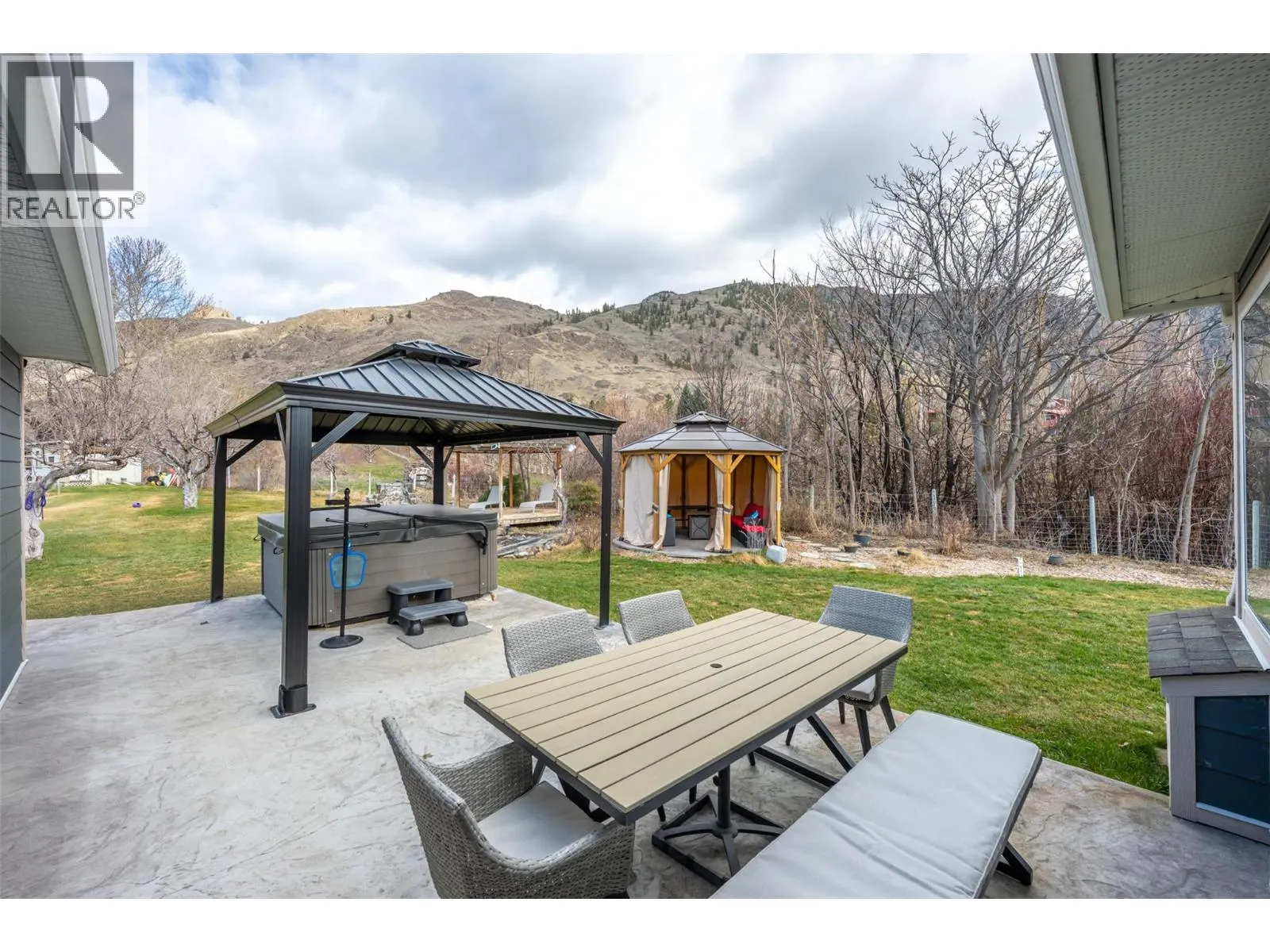 2616 Middle Bench Road