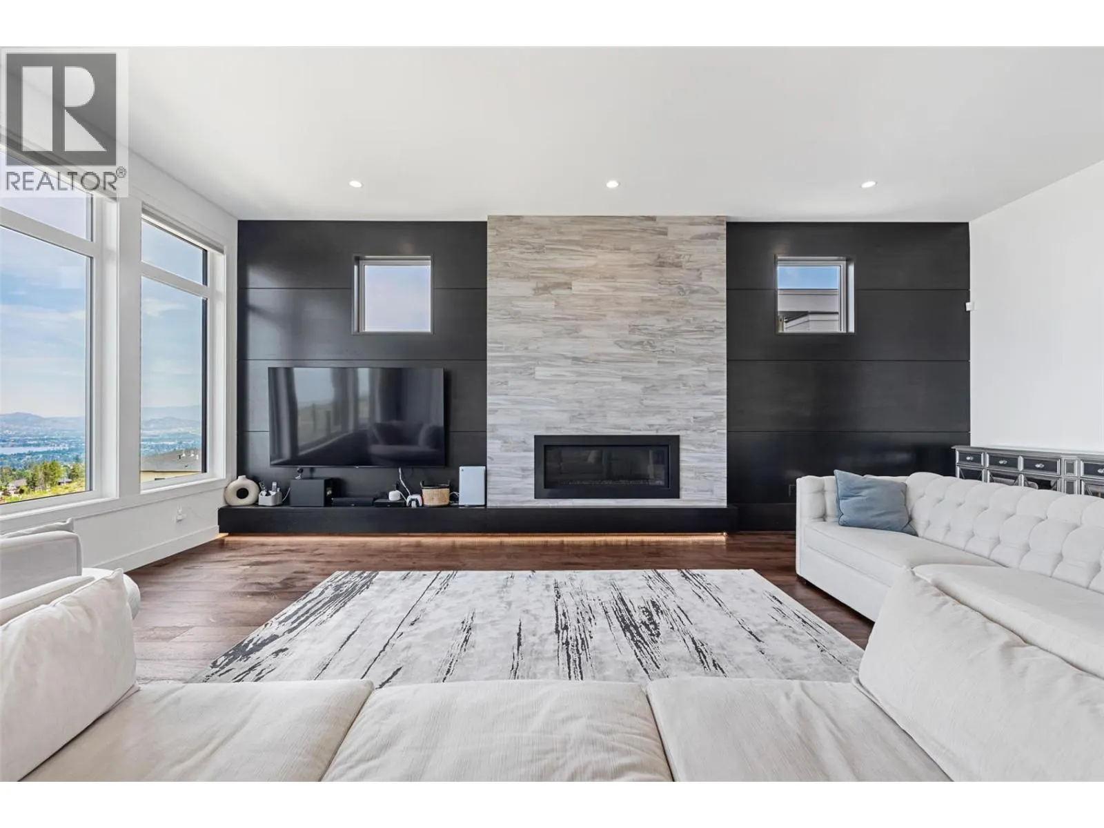 5576 Upper Mission Drive