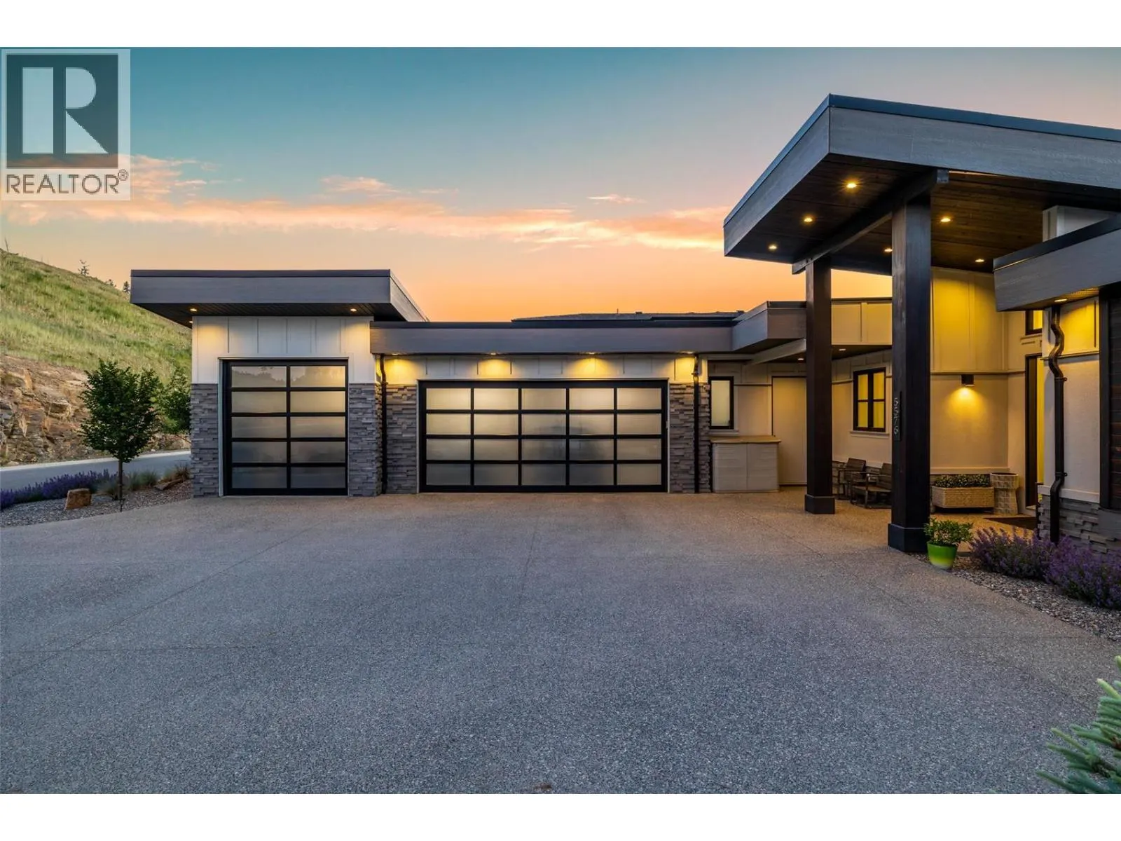 5576 Upper Mission Drive