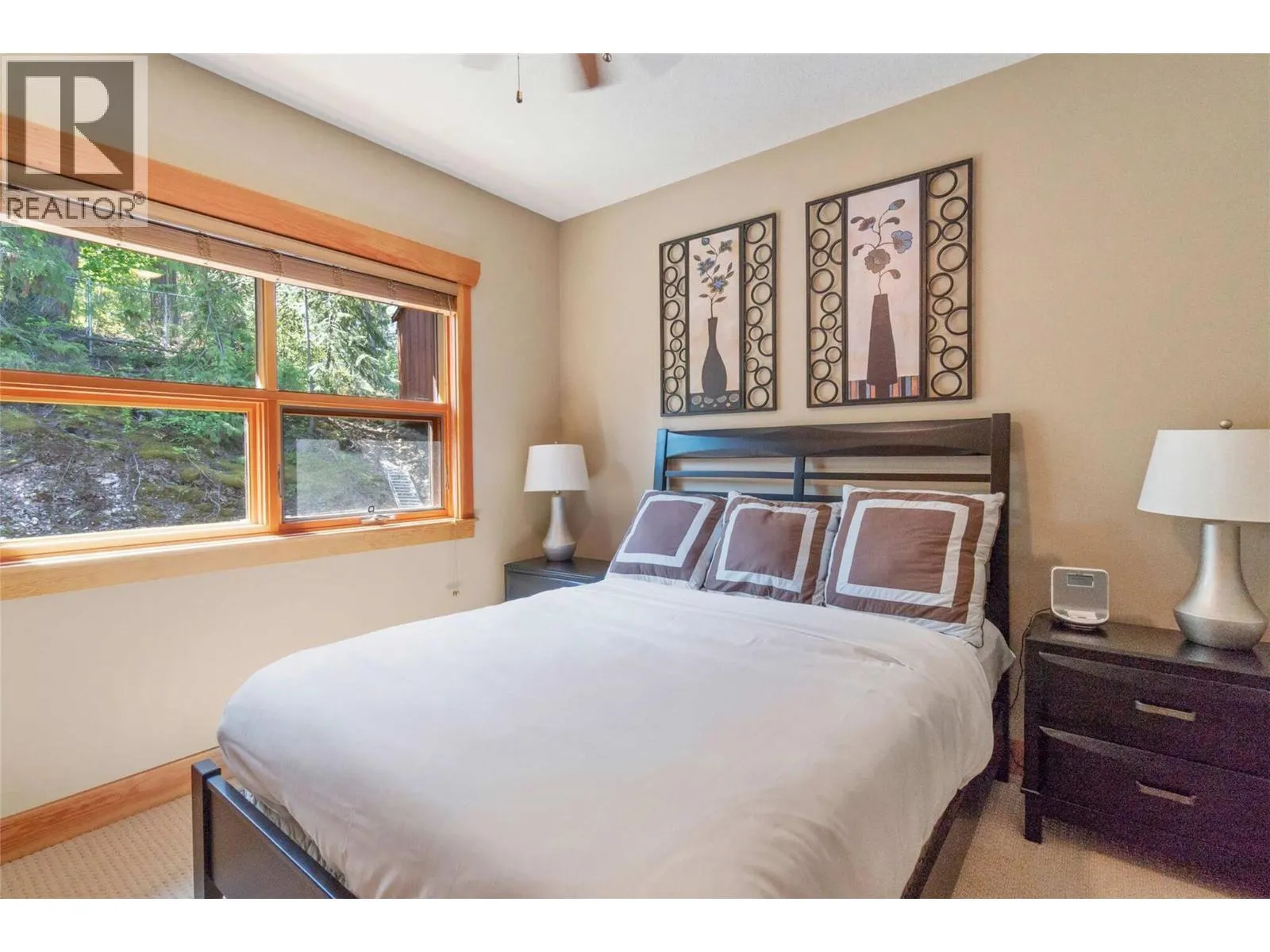 2479 Eagle Bay Road Unit# 14