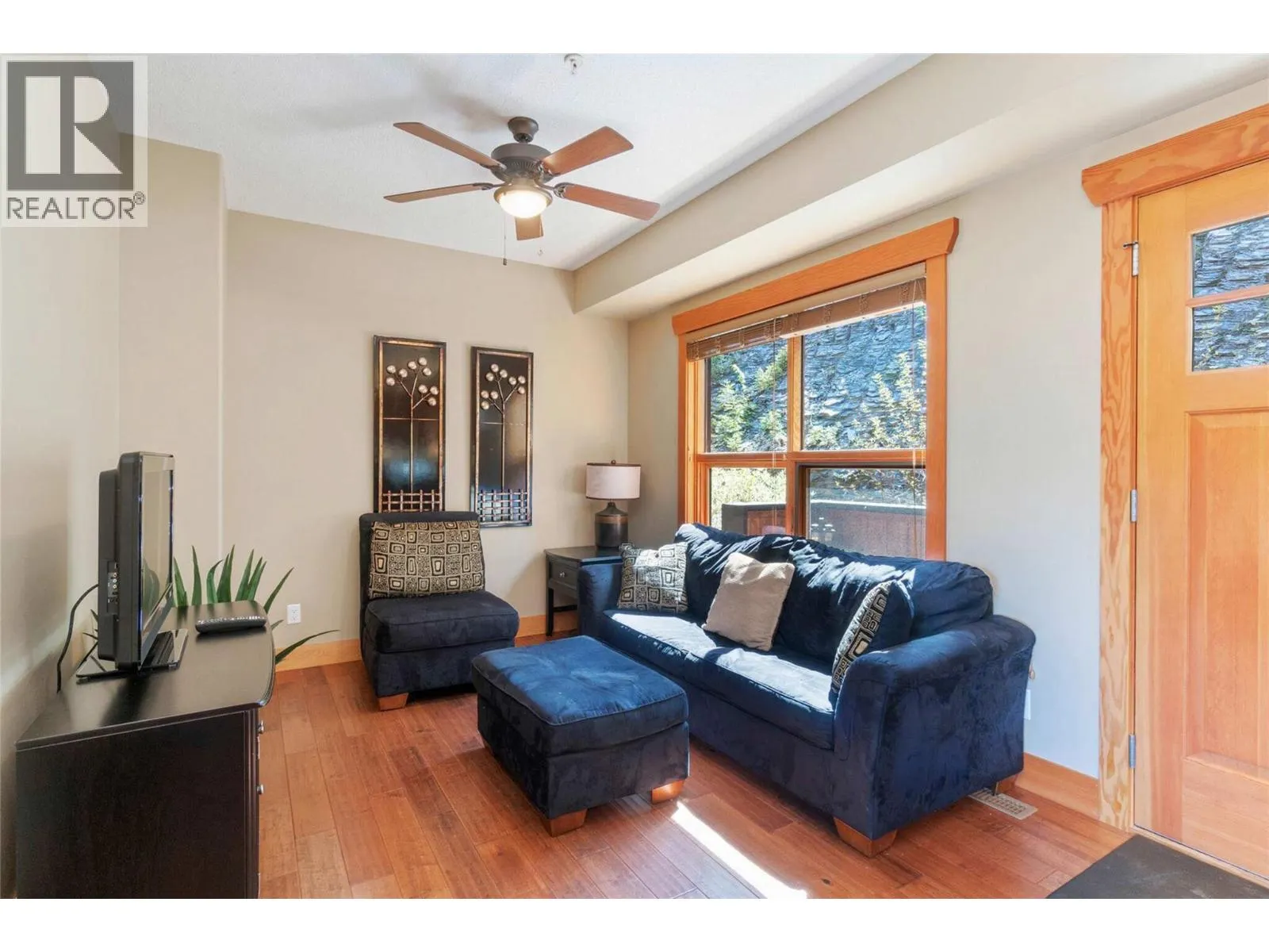 2479 Eagle Bay Road Unit# 14