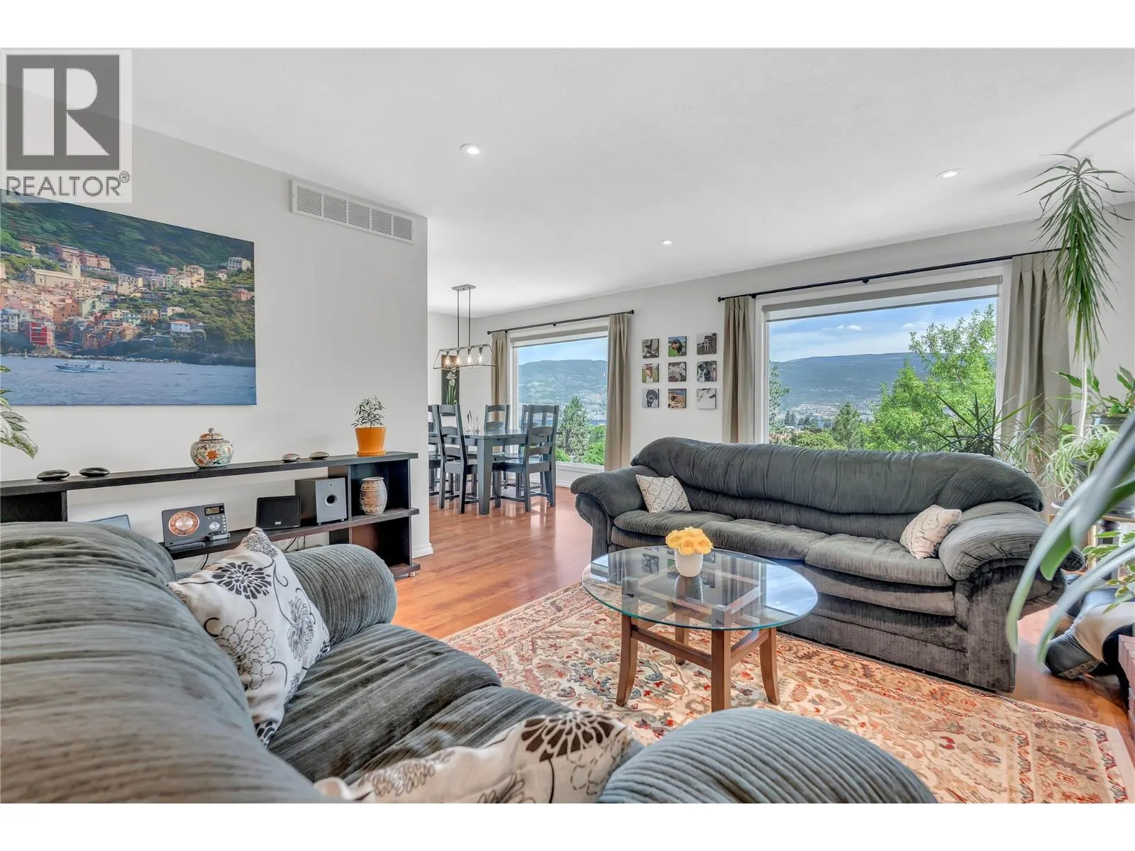 8704 Kuroda Place