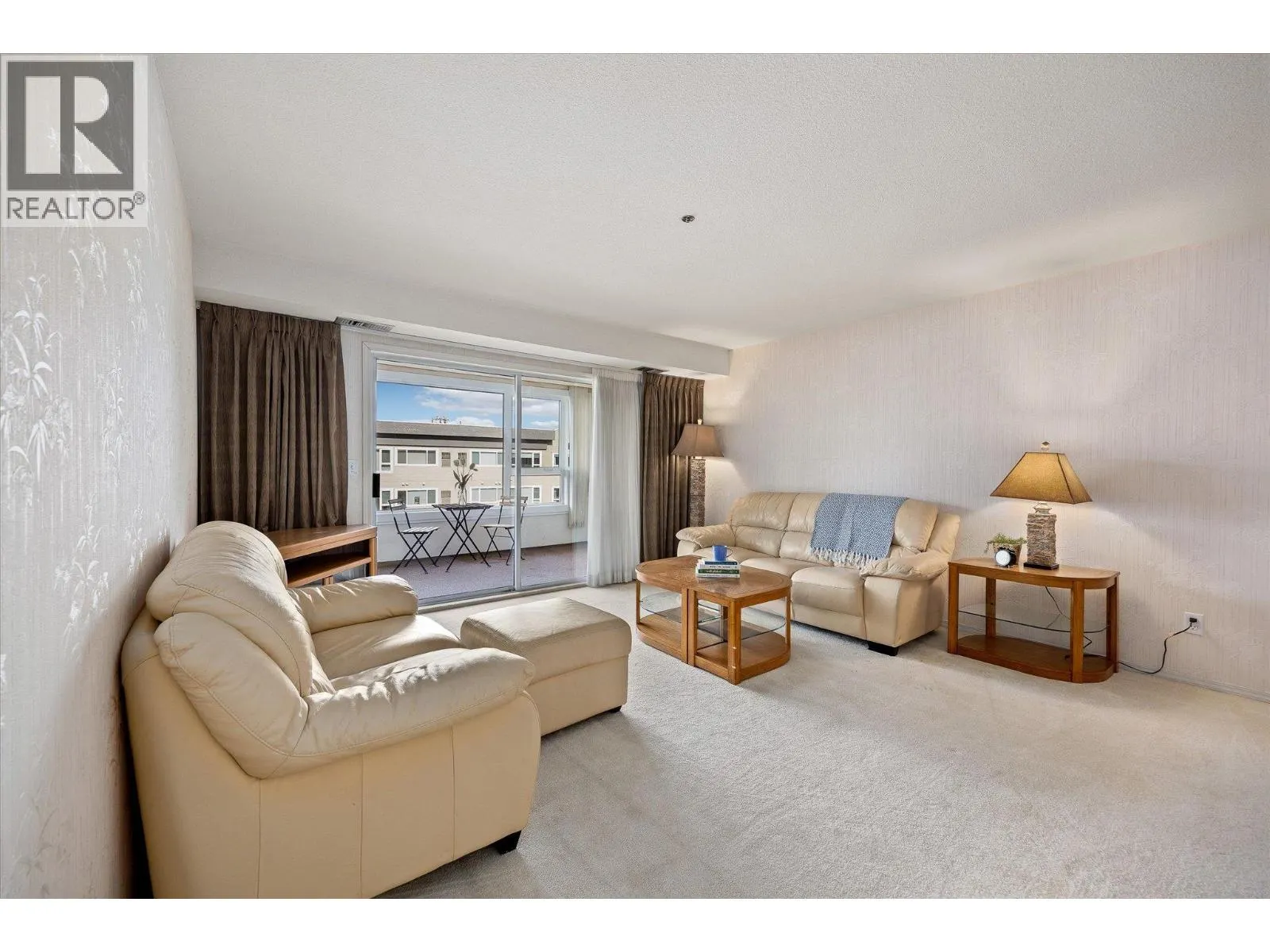 1045 Sutherland Avenue Unit# 306