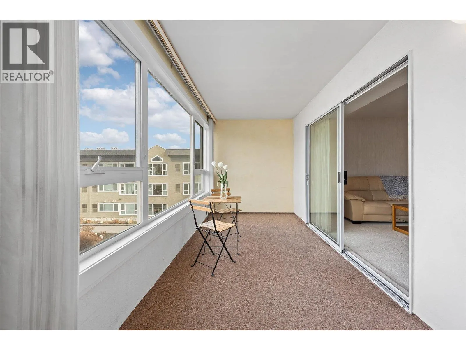 1045 Sutherland Avenue Unit# 306