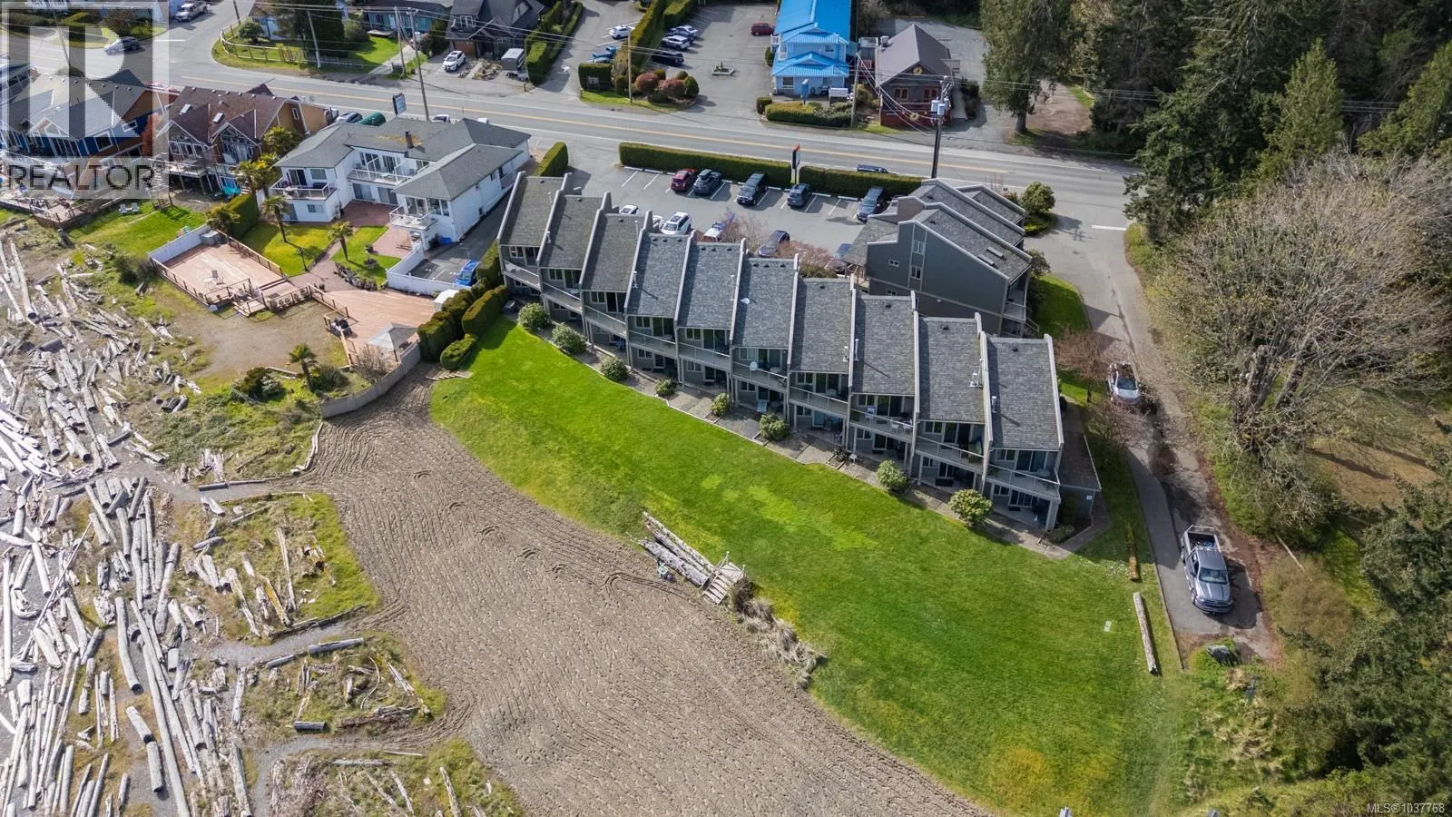 220 3295 Island Hwy W