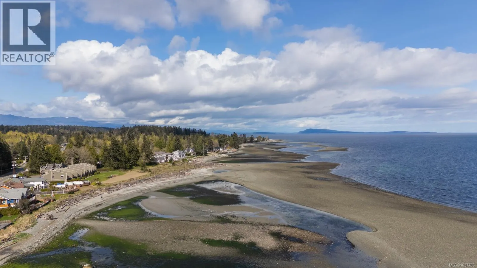 220 3295 Island Hwy W