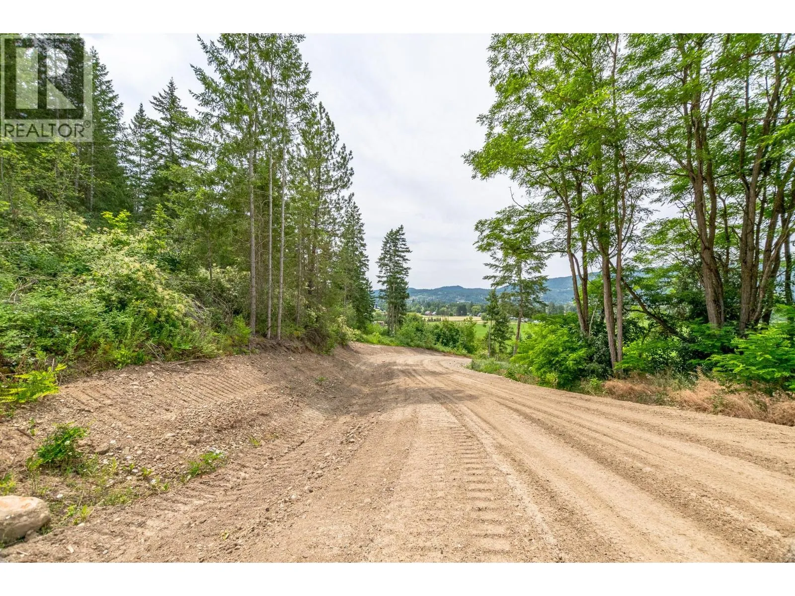 229 Enderby Grindrod Road