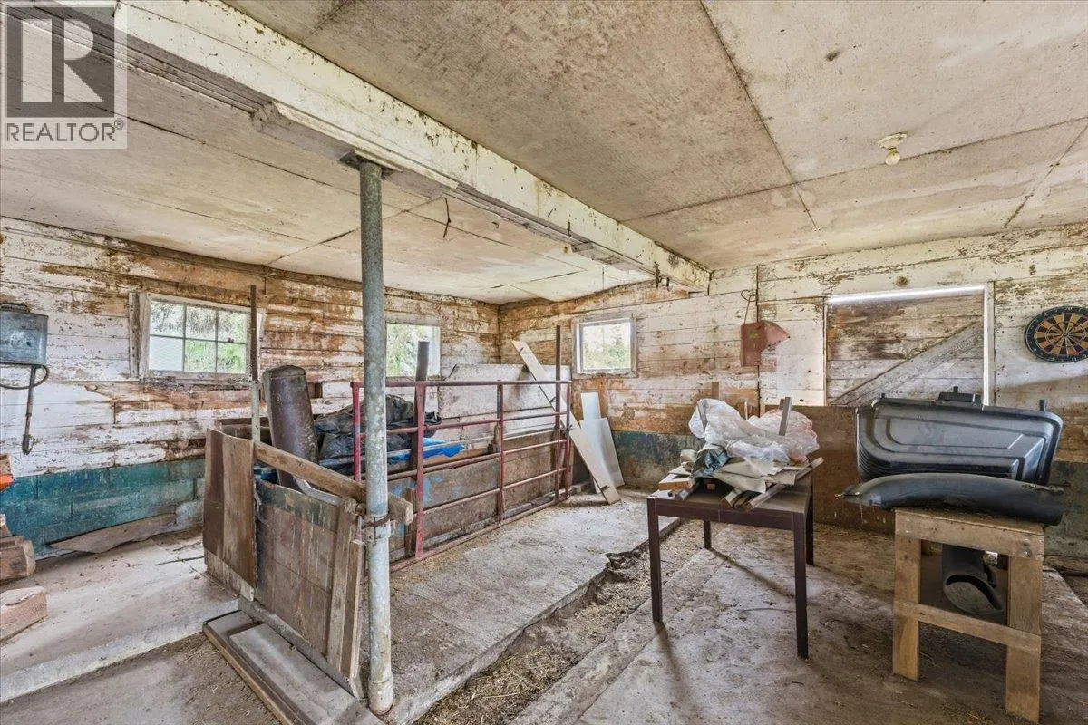 1121 Mountain View Road