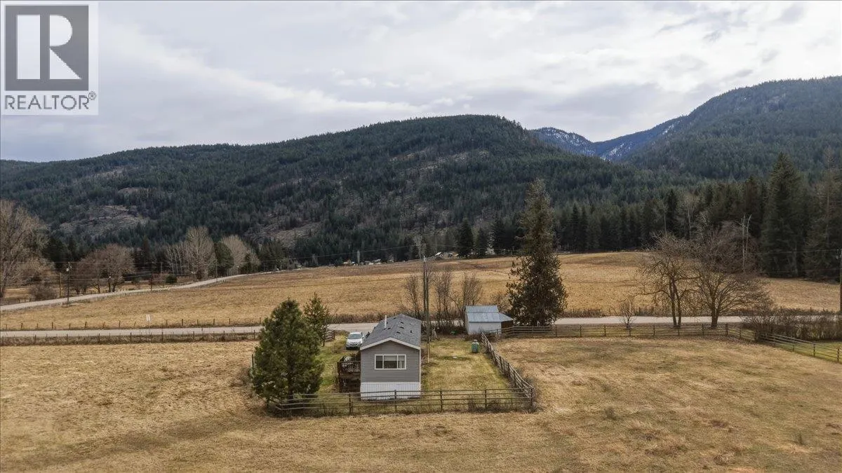 1121 Mountain View Road