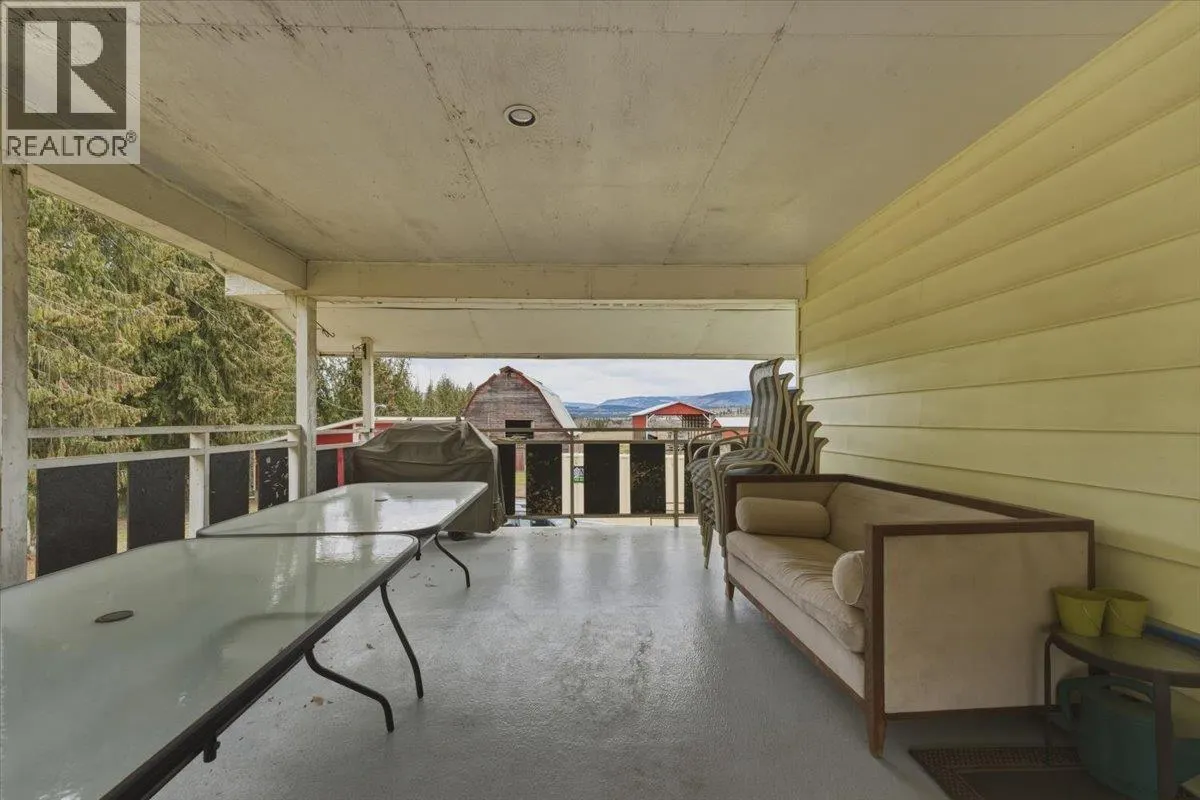1121 Mountain View Road
