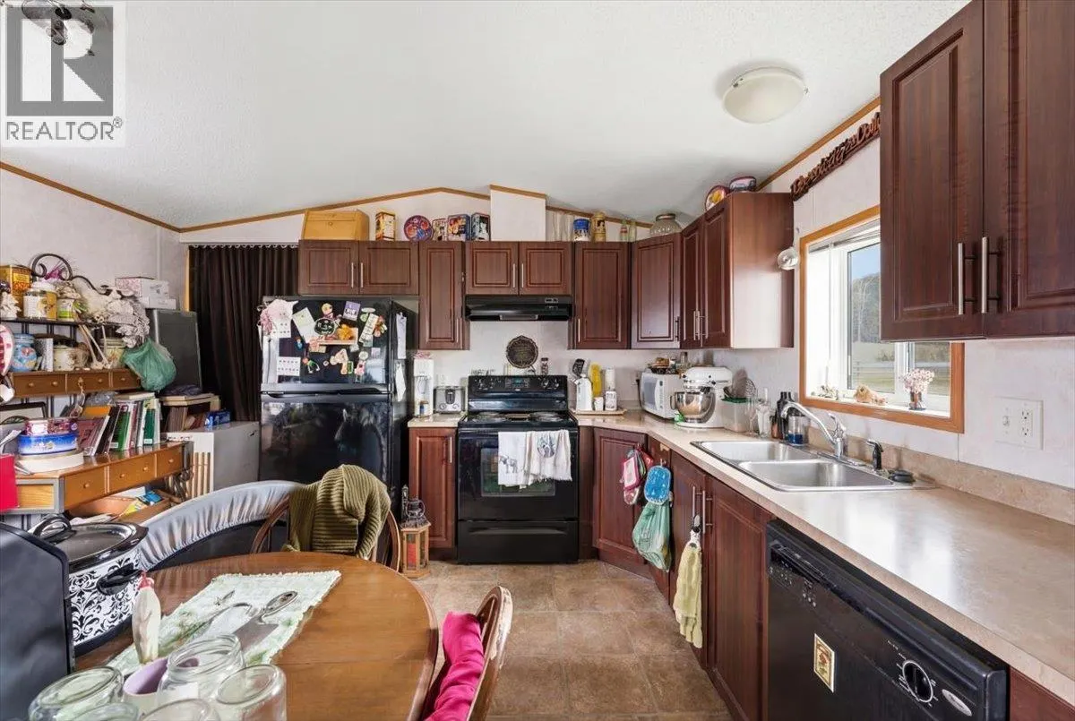 1121 Mountain View Road