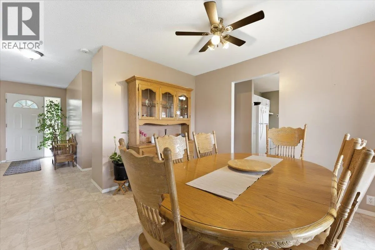 1121 Mountain View Road