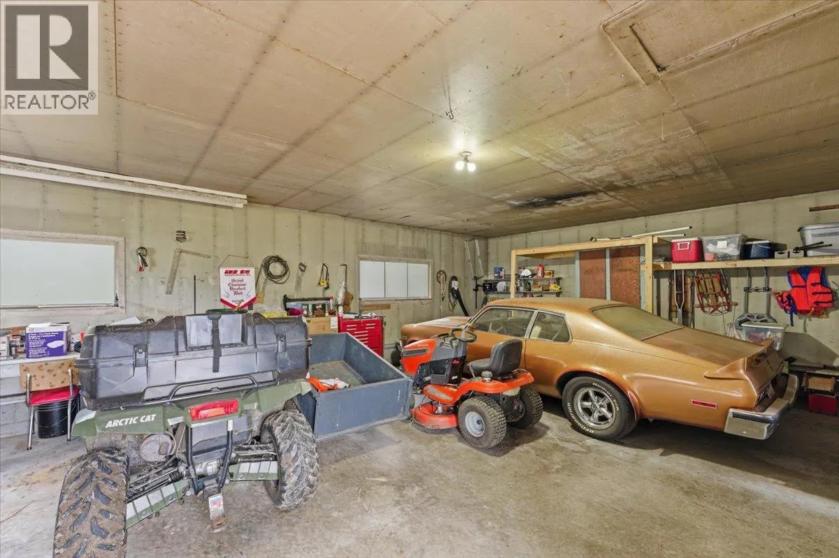 1121 Mountain View Road