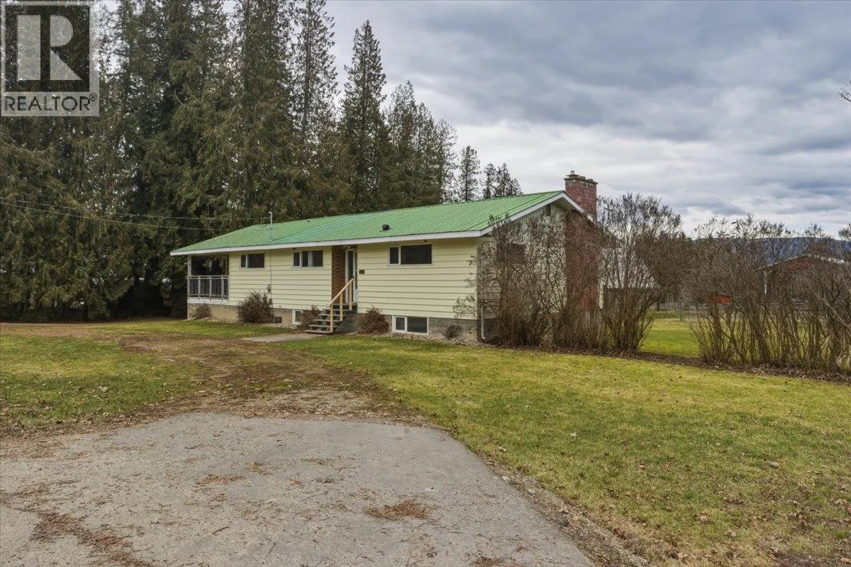 1121 Mountain View Road