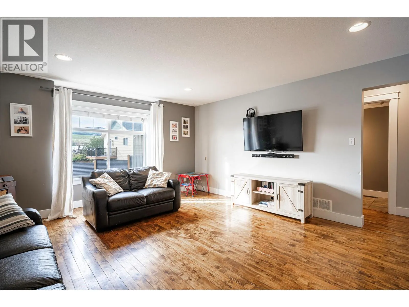 4909 27 Avenue Unit# 7
