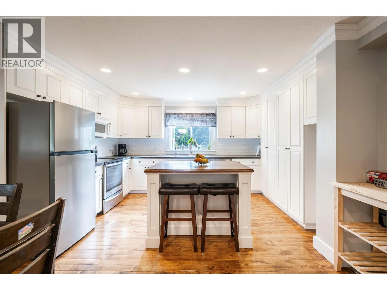 4909 27 Avenue Unit# 7