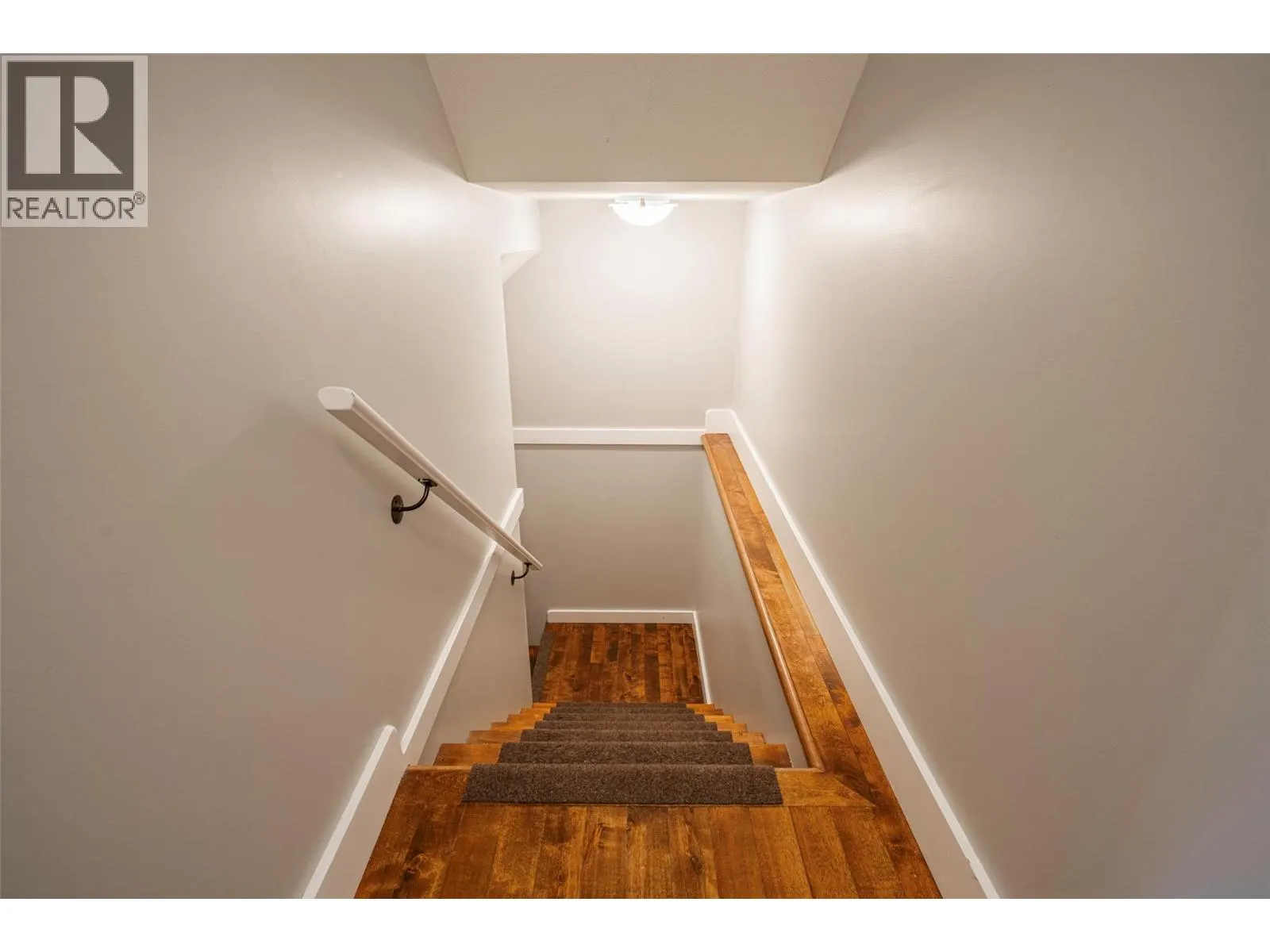 4909 27 Avenue Unit# 7