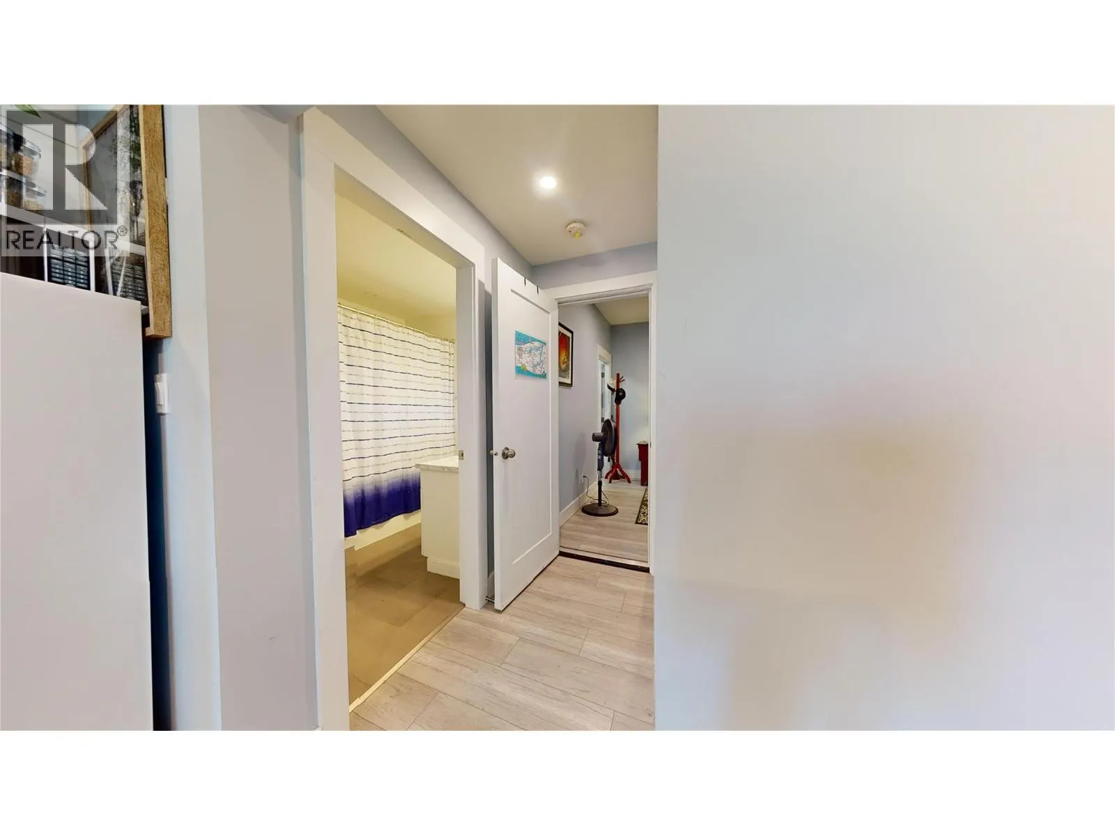 2526 Waverly Drive