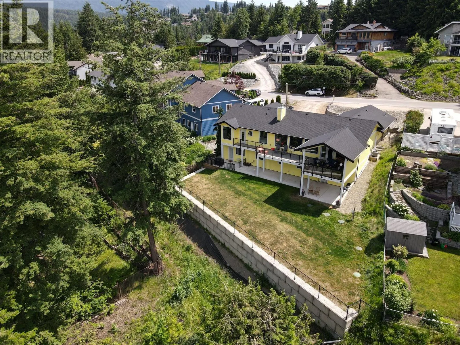2526 Waverly Drive