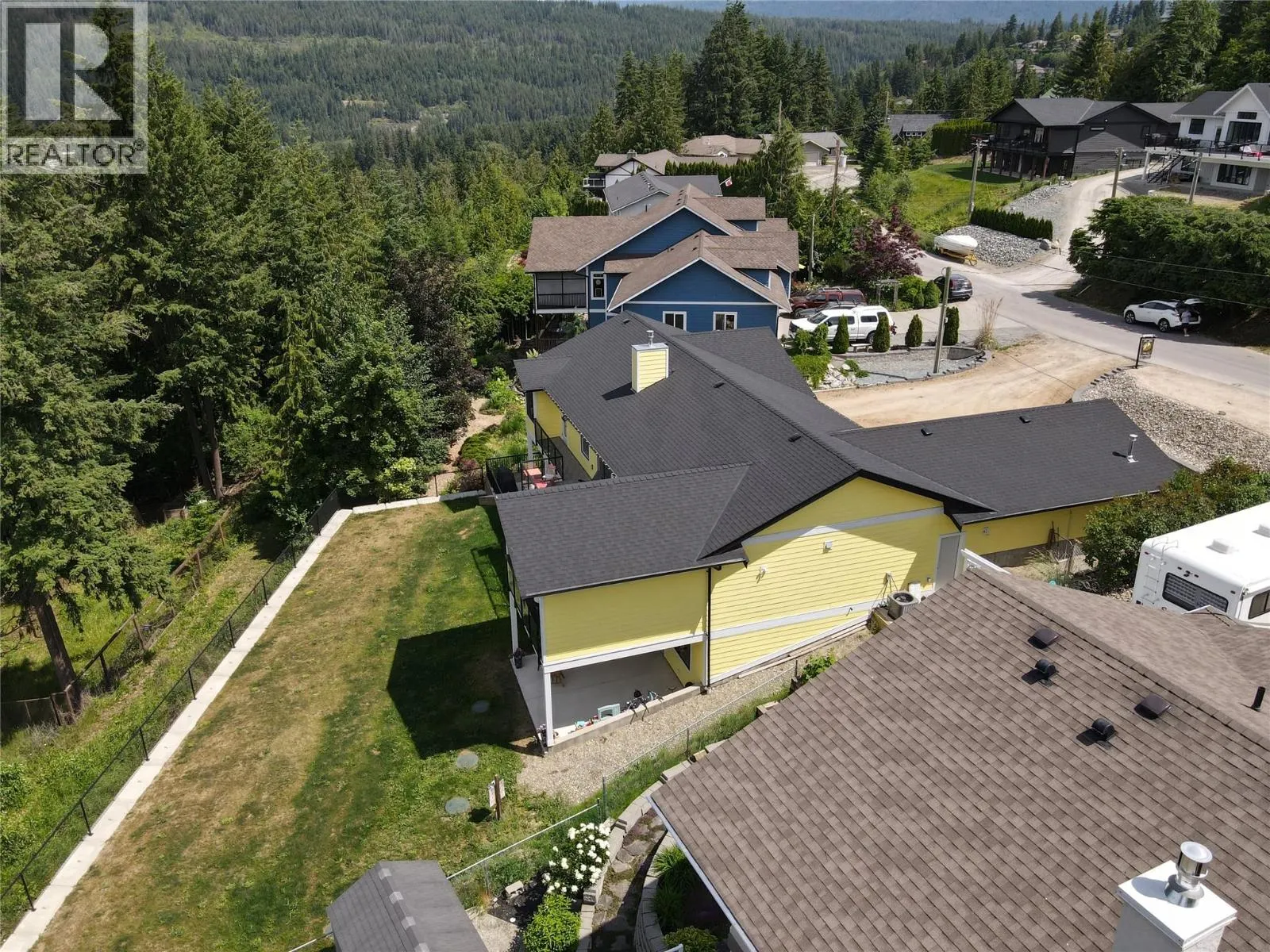 2526 Waverly Drive