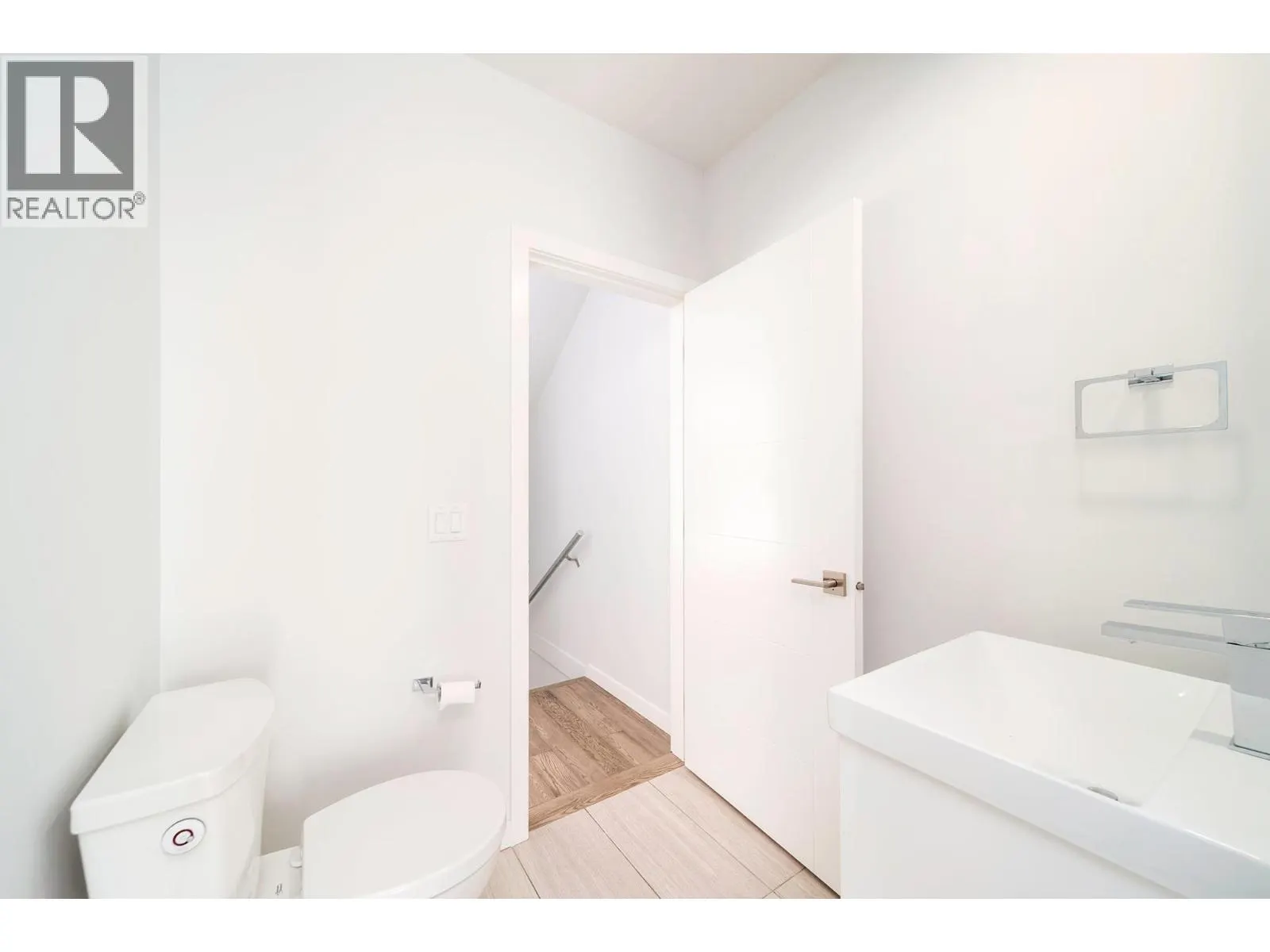 1515 Highland Drive N Unit# 29