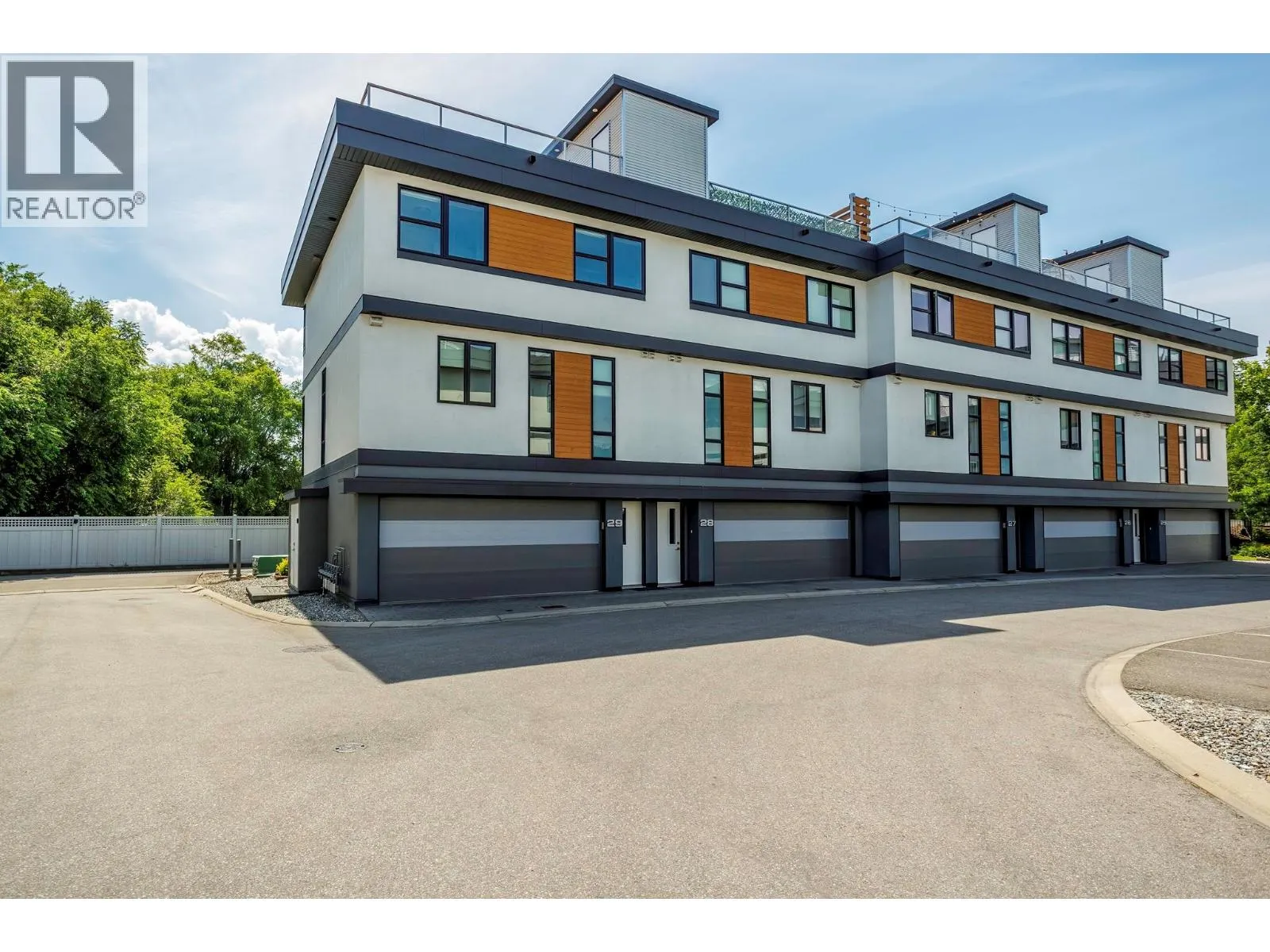 1515 Highland Drive N Unit# 29