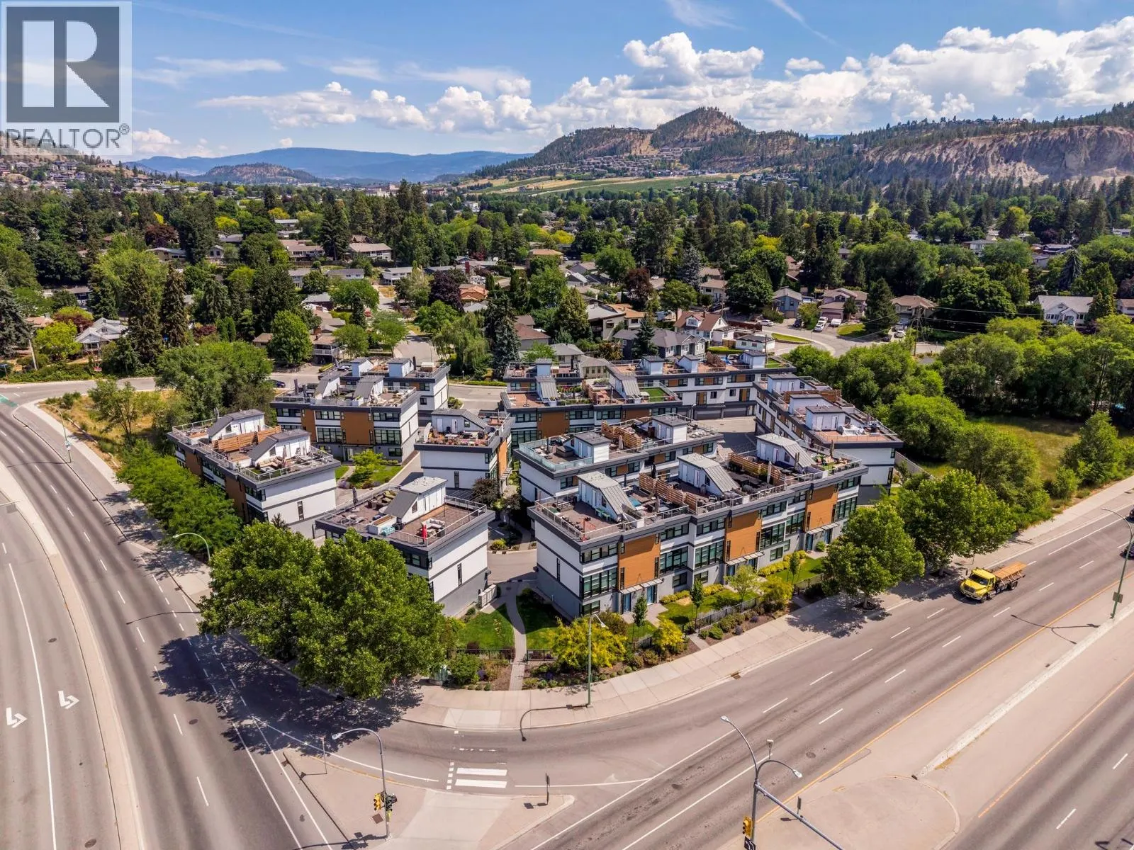 1515 Highland Drive N Unit# 29