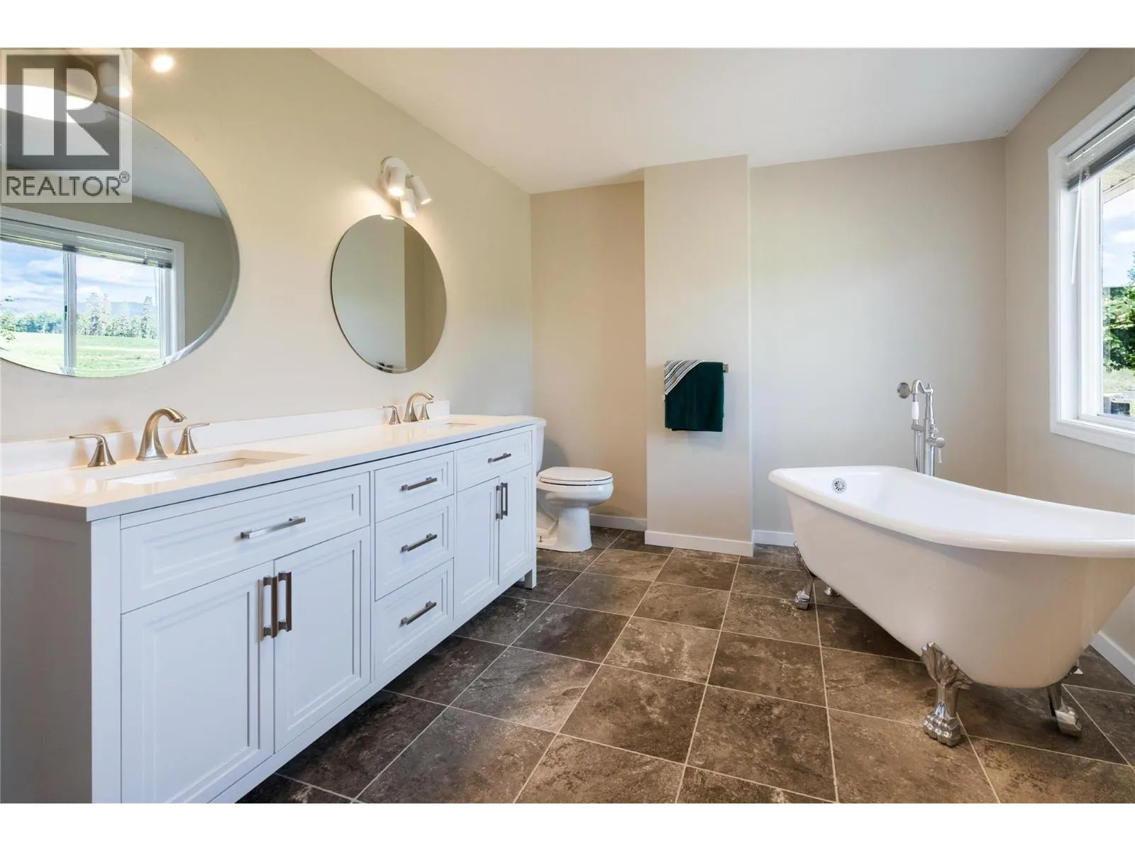 4780 Sleepy Hollow Road