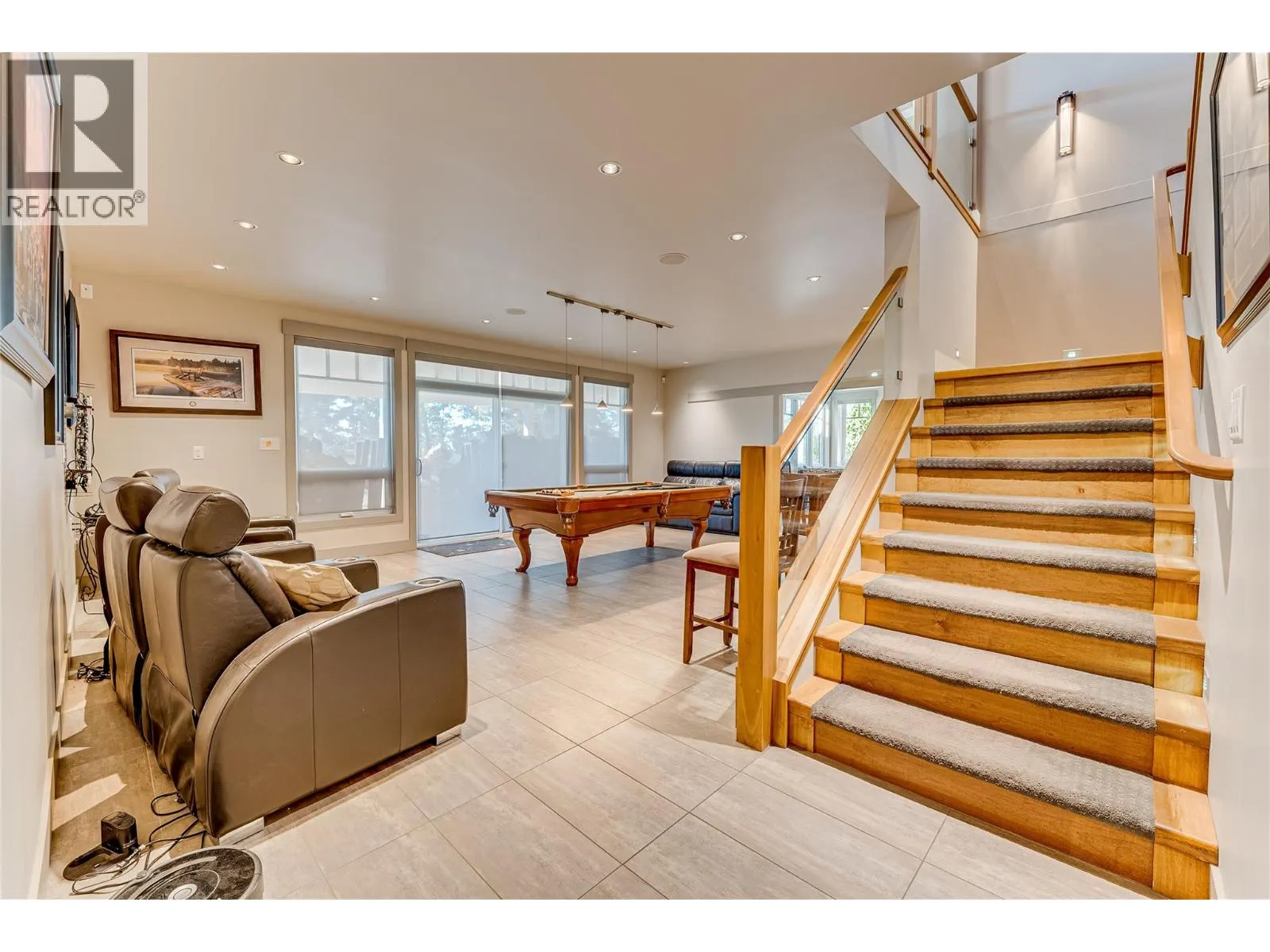 6054 Lynx Drive