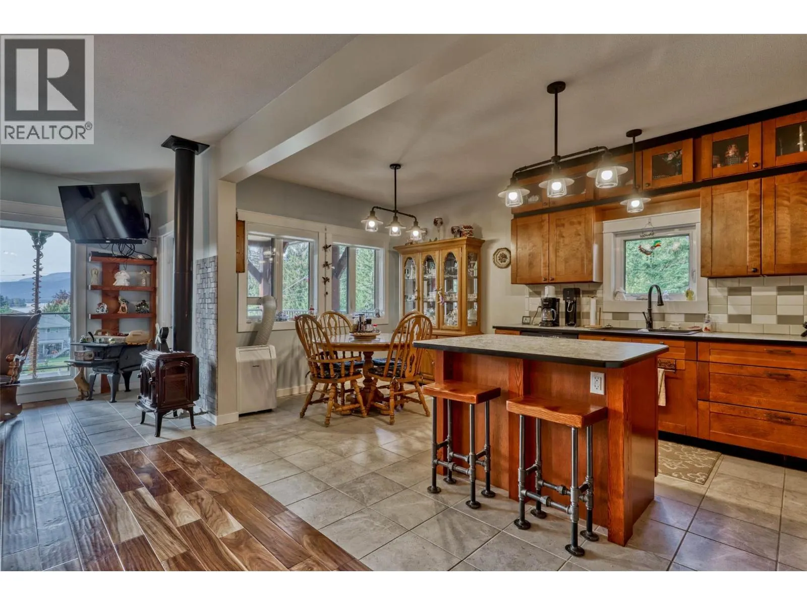 2770 Perris Road